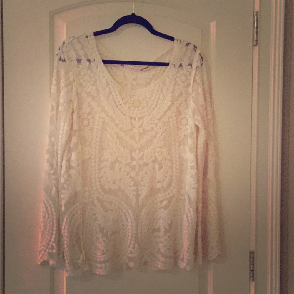 Chelsea & Violet Lace Top Size Medium